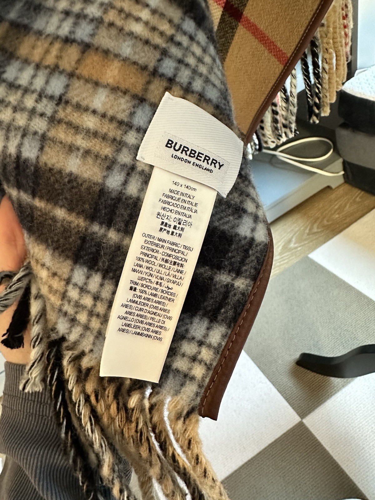NWOT Burberry cape reversible wool Charlotte leather trim cape poncho image 6
