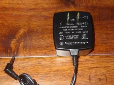 TEXAS INSTRUMENTS TI-5050 AC ADPTER 7121-R-11 GENUINE 
