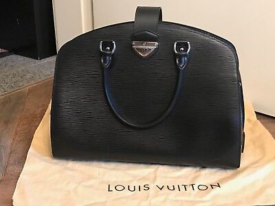 Louis Vuitton LV bag new Beige Leather ref.185923 - Joli Closet