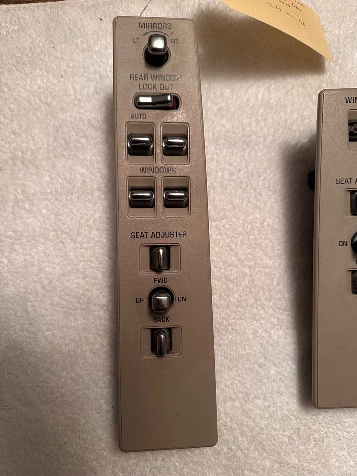 Cadillac Deville 1994-96 interruptor de asiento de espejo de ventana los cuatro interruptores de puerta Foto 2 de 4