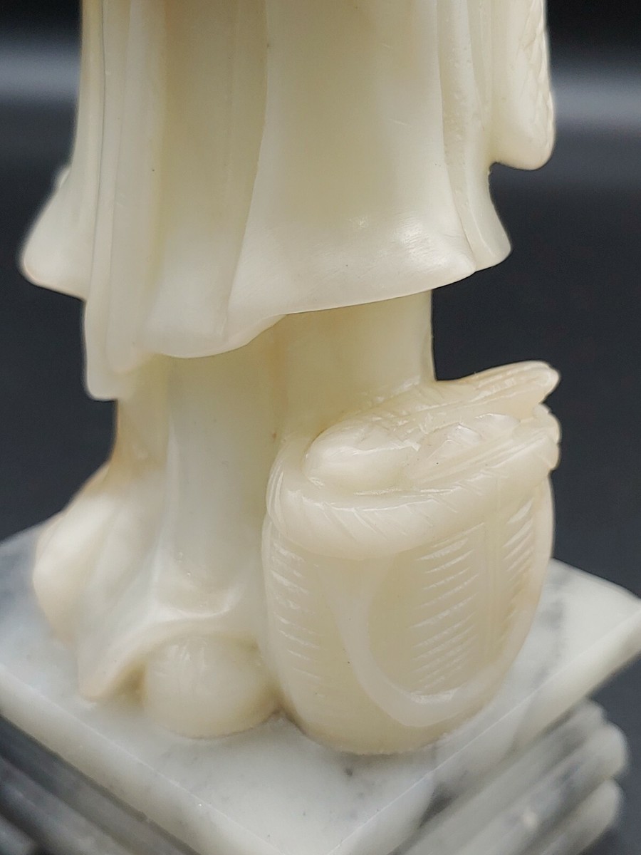 寿山石雕像白芙蓉藕尖白丰收渔翁Chinese Shoushan White Furong Stone