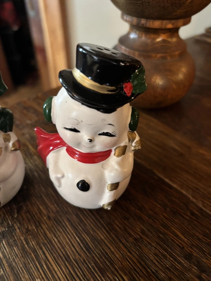 Boneco de neve vintage 1950 Josef Originals antromórfico sal e pimenta shakers Japão - Imagem 3 de 4