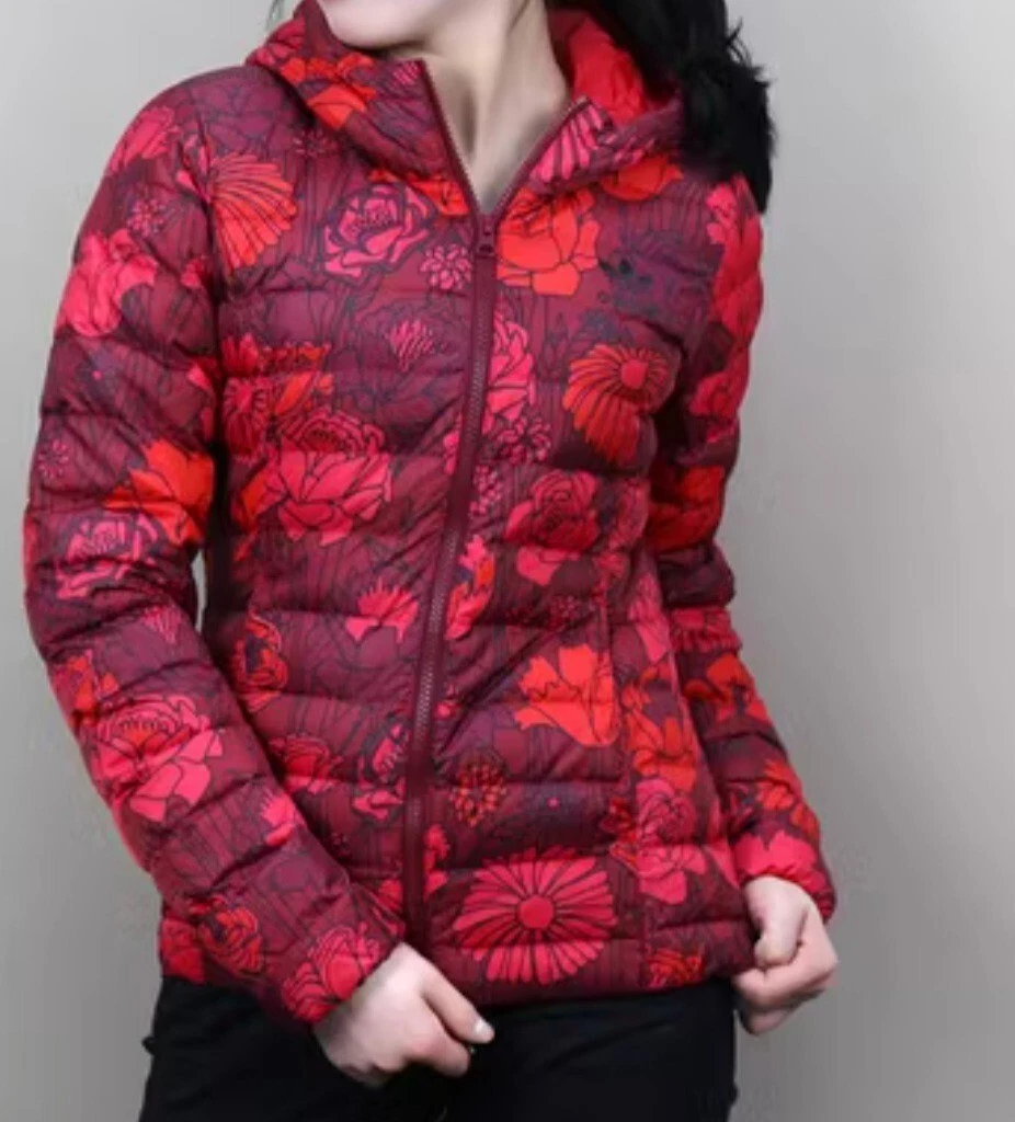 Giacca Da Notte Donna Con Zip E Motivo Floreale: Morbido Pile In Poliestere 100% Con Cerniera, Nappa E Due Tasche. Leggera E Calda, Disponibile In Rosa E Blu. Taglie S-XL - 6