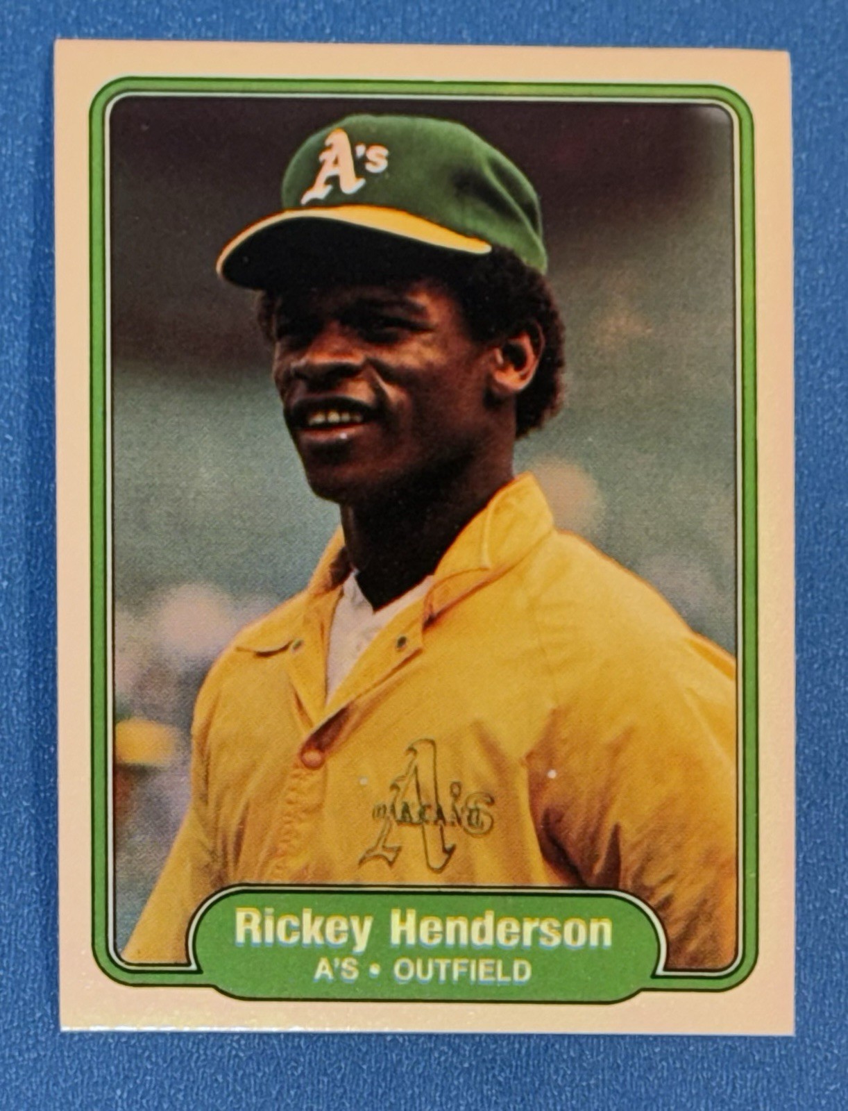 1982 Fleer Rickey Henderson Baseball Card #92 Oakland Athletics NM-MINT