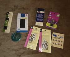 Lot of miscellaneous sewing supplies