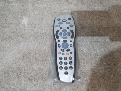 Sky Fernbedienung für Sky TV Box silber schwarz URC1672-10-02R03 Set-Top Box