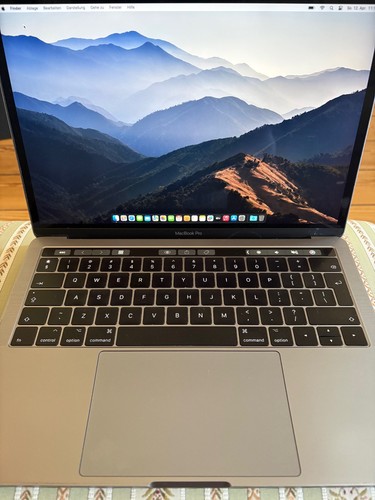 MacBook Pro 13" 2017 Intel I7 16GB RAM 256GB SSD Retina Display MacOS Ventura