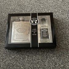 Genuine Jack Daniels 2012  Stainless Steel Hip Flask No.7 Tennesse Whiskey 6oz 