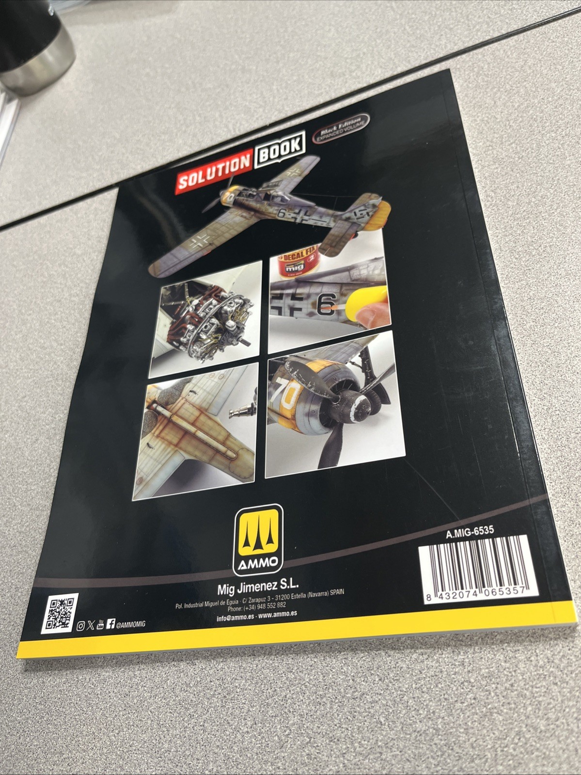 Mig Ammo Solution Book No.32: How To Paint Late WW2 Luftwaffe Aircraft 6535