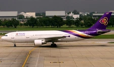 Airbus A300-600R Thai Airways Desktop Wood Airplane New Model Large Scale 1/130