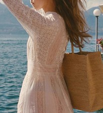 Women Doen V-neck Lace 3/4 Sleeve A-line Fit Midi Dress