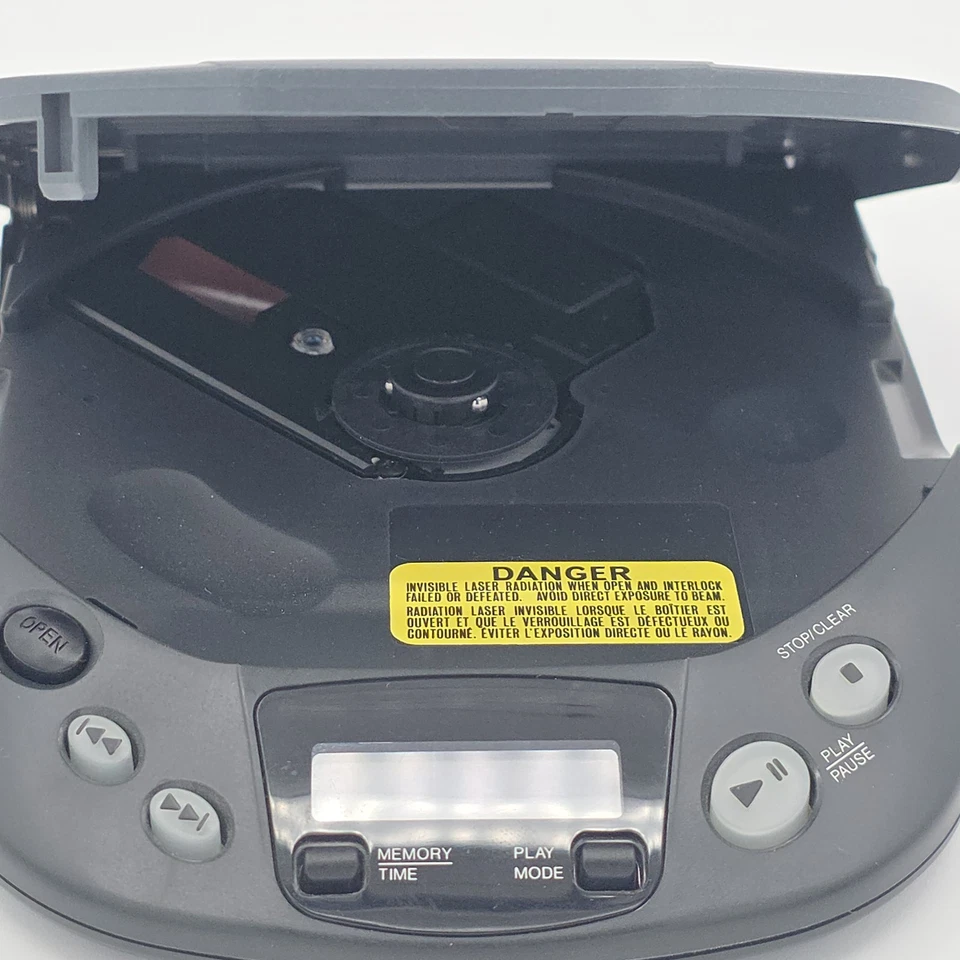 Reproductor de audio digital compacto portátil Optimus CD-3470 de colección - probado  Foto 3 de 4