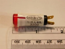 2 Leecraft 3200 Snaplight 28V .04A Red Incandescent Panel Lamp .187 QC Terminals