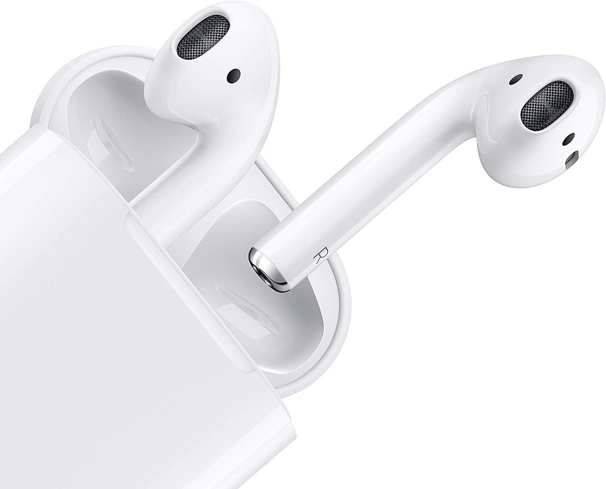 Apple AirPods 2nd Generation with Charging Case - White USED | eBay
