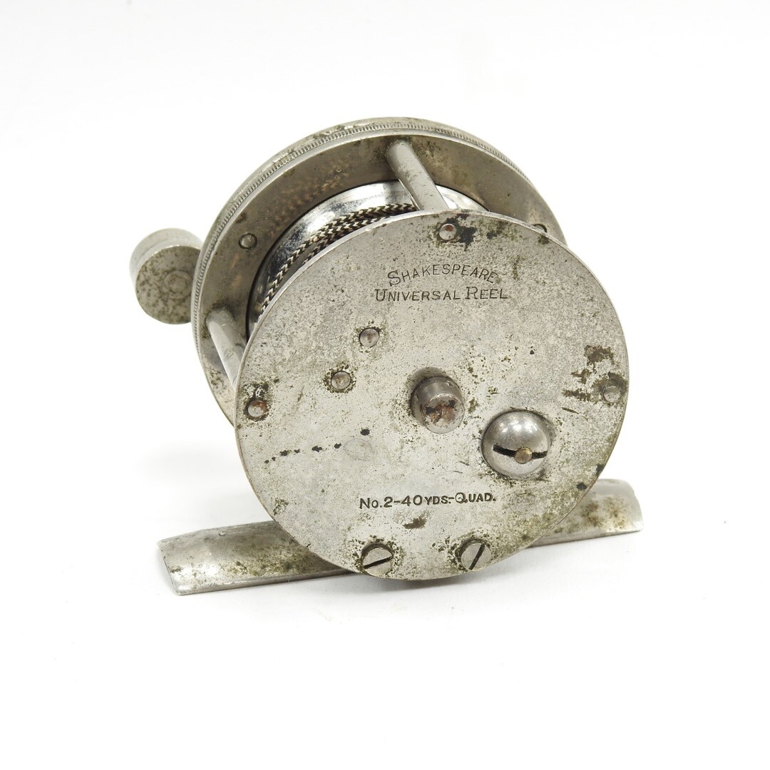 Vintage WM Shakespeare Jr. Universal Fishing Reel. No. 2 40