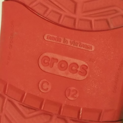 Crocs Disney Parks Minnie Mouse Kids Size 12 Yellow Crocband Red Polka Dot - Picture 4 of 8