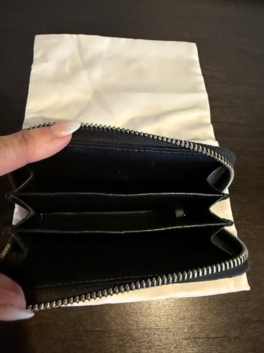 GUCCI Guccissima Black Embossed Leather Wallet Zip Around Women - Bild 5 von 7