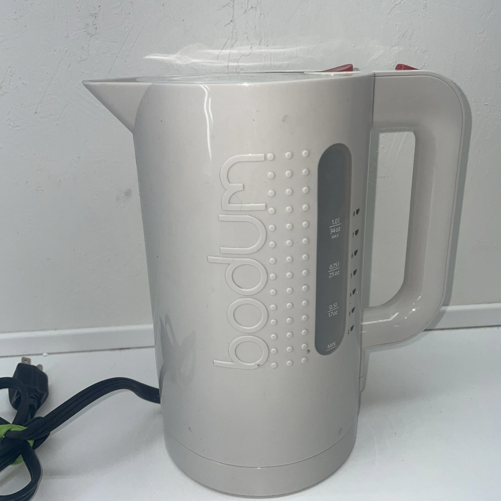 Bodum 34oz Bistro Elect. Kettle Coffee /Tea BPA-Free Plastic Rapid-Boil WhiteA/8