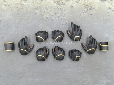 1/6 Scale Toy Endgame - Hawkeye - Male Black & Gold Like Gloved Hand Set