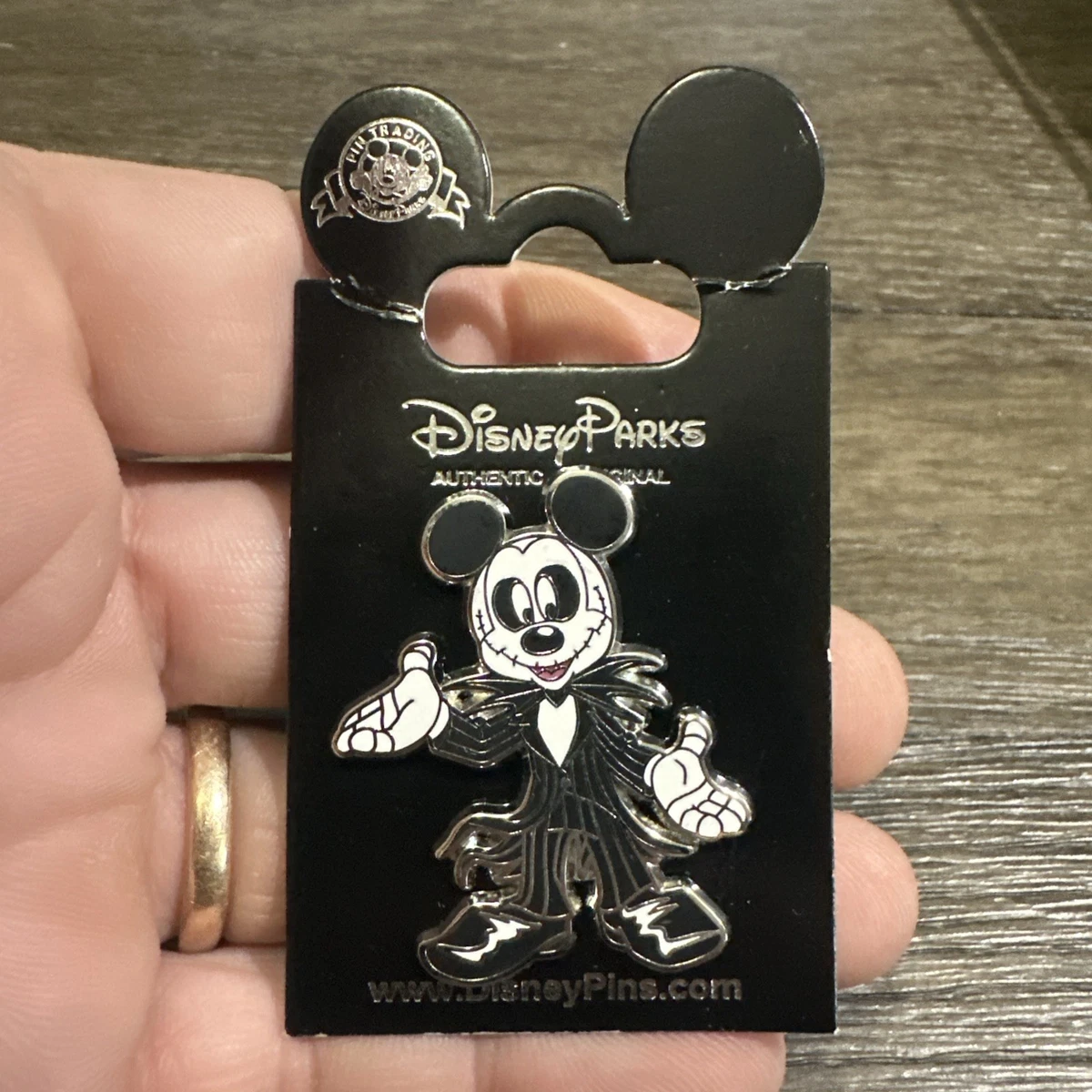 Halloween 2008 Contemporary Disney Pins, Patches & Buttons (1968