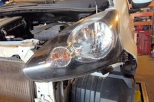 Feu avant (phare) Toyota AYGO