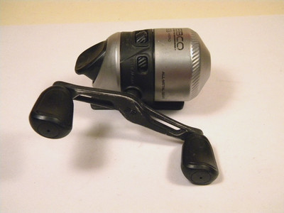 Zebco 33 Micro Ultra light casting reel