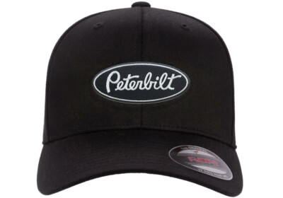 Boné Tincan Vermelho Logo Preto Aba Curva Fechado Flexfit Exclusivo - Foto 9