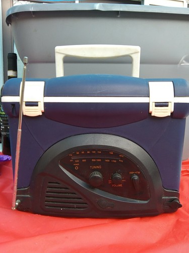 LC Mini Cooler Blue AM/FM Radio built in | eBay