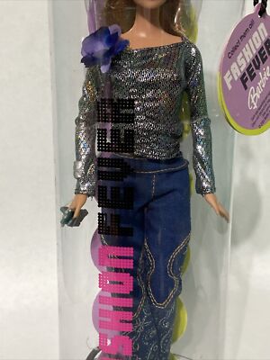2004 FASHION FEVER BARBIE (Mackie FM, B2, Silver & Denim)_