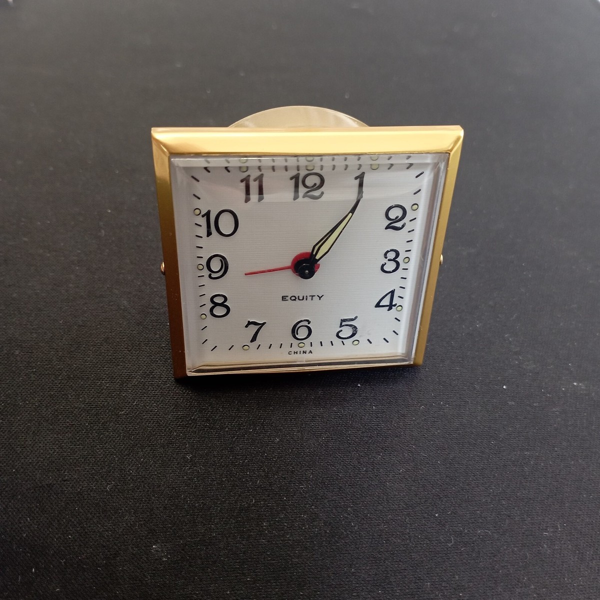 Réveil De Voyage Equity Vintage – Années 1950 – Mécanique à Remonter – Rouge