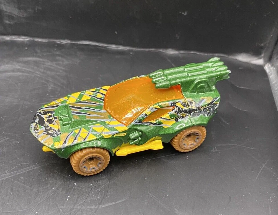 Hot Wheel Lot of 3 2002 BMW, Grease Rod, Sting Rod - Image 4 of 4