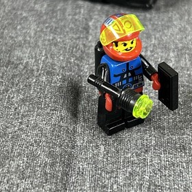 Lego 6889 System Space Spyrius Recon Robot  Set W/ Mini Figure Box And Manual