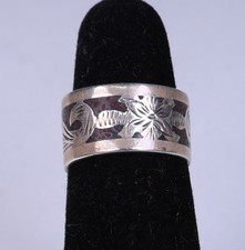 Taxco Mexican Silver Chipped Inlay Ring Size 6.5