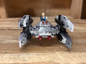 Lego Star Wars: VULTURE DROID. 75073 - Complete w/ Manual & Minifig -