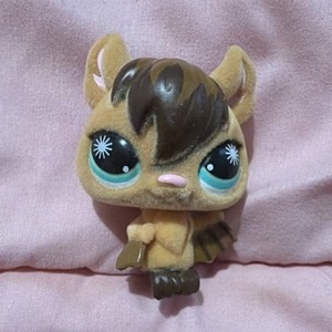 Little Petshop LPS Bat #820 Flocked PORTABLE PET