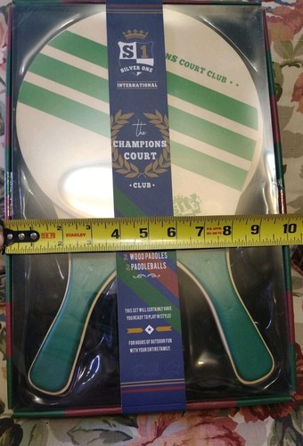 NEW Champions Court Club Pickleball Wooden Paddle Green 2 Paddles 2 Balls Set  - Afbeelding 10 van 10
