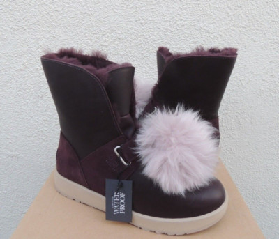 UGG ISLEY LEATHER/ SHEEPSKIN WATERPROOF WINTER POM POM BOOTS, US 6/ EUR 37 ~NIB