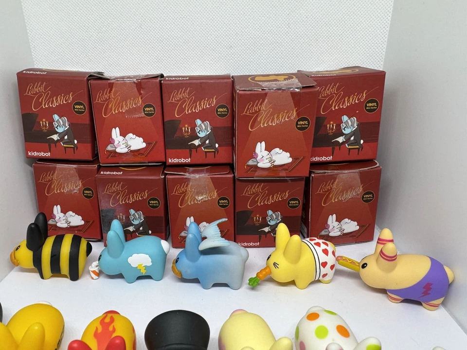 Kidrobot Frank Kozik Labbit Classics Vinyl Figures Complete Set Of 14 Toys - Image 3 of 4