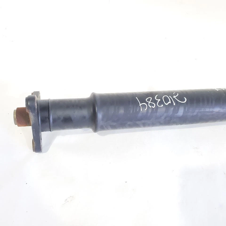 Rear Drive Shaft 4.4L Automatic RWD PN: 7563150-09 OEM 2011 BMW 550I - Image 4 of 4