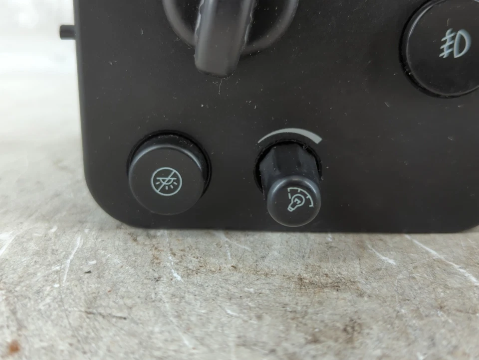 Chevrolet Trail Blazer 2004 interruptor de luz de faros control de lámpara EPW3U Foto 2 de 4