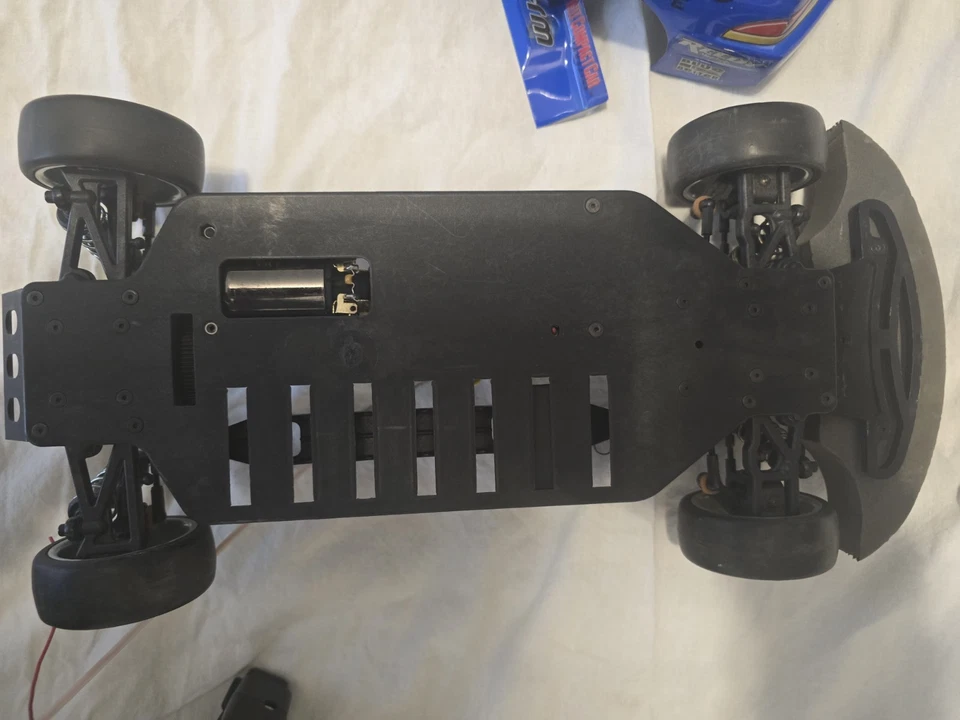 Team Associated Tc3 Factory Assembled! - Image 3 of 4