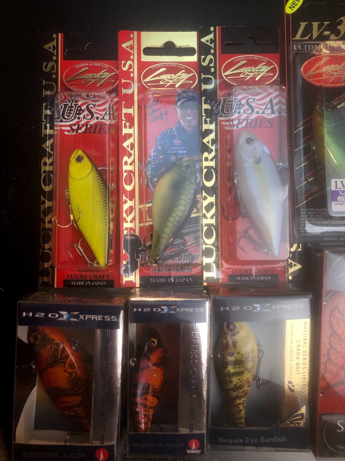 Huge Lipless Crankbait Lot - Lucky Craft, Xcalibur, Strike King, Spro (QTY 18) - Image 2