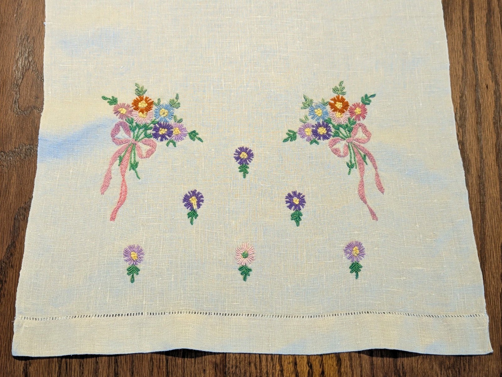 Vintage  Linen Table Runner, Buffet or Dresser Scarf.  Embroidery 41.5”x15.5”