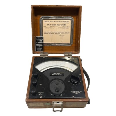 Sensitive Research Instrument Corporation Direct Current Millivolt Meter Model S