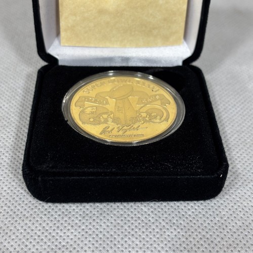 Colección de monedas de 36 juegos Super Bowl XXXVI 39mm oro 24kt abatible Highland Mint - Imagen 6 de 9