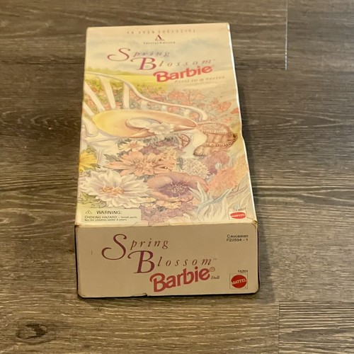 Spring Blossom Barbie Doll Avon Special Edition #15201 New NRFB 1995 Mattel New - Picture 12 of 12
