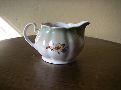 VINTAGE Creamer EUC Opalescent Green & White Floral KAHLA Germany 535 