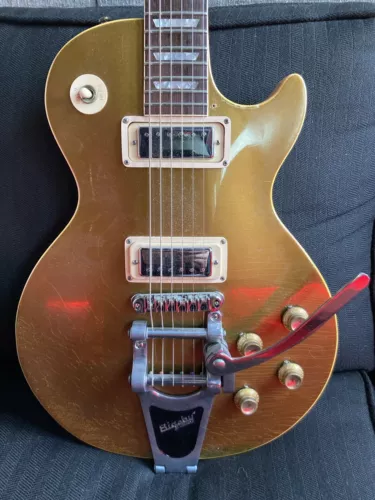 Les Paul Deluxe Gold Top Circa 70-75