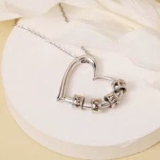 Customized 1-6 Engraved Name Heart Necklace Family Cherish Love Necklace Pendant