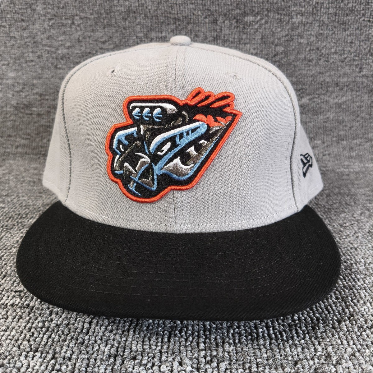 New Era Clearwater Threshers 59FIFTY Fitted Hat Gray Black 7 5 8